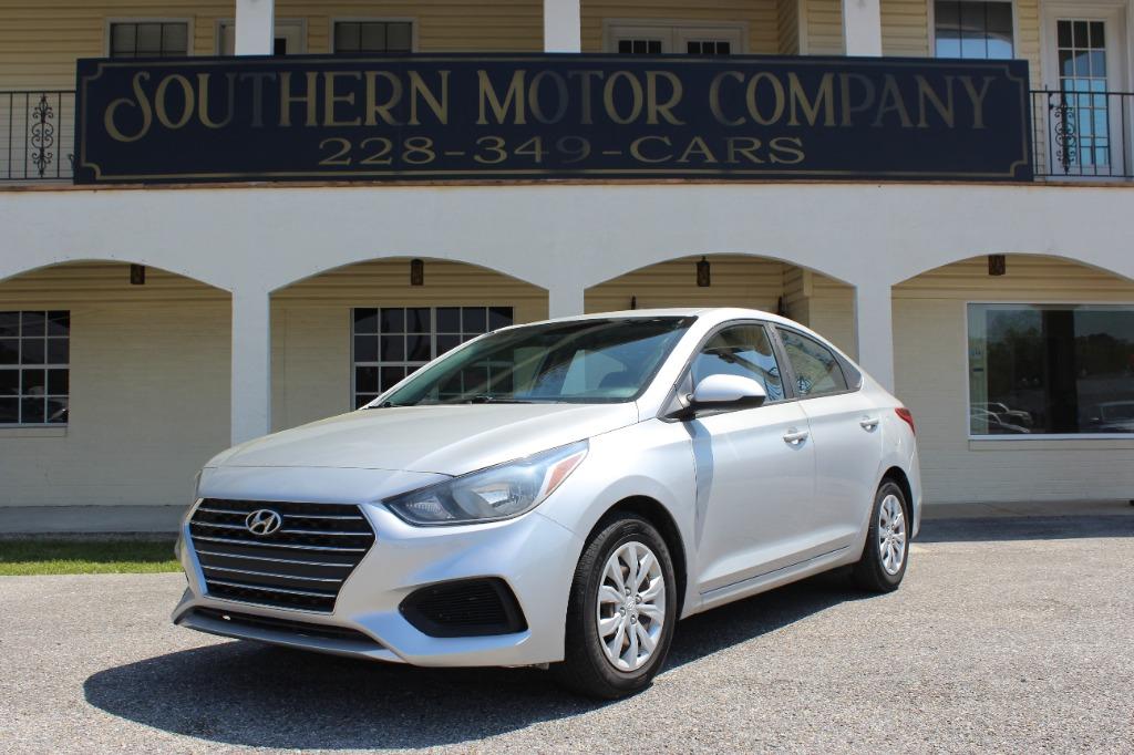 2020 Hyundai Accent SE
