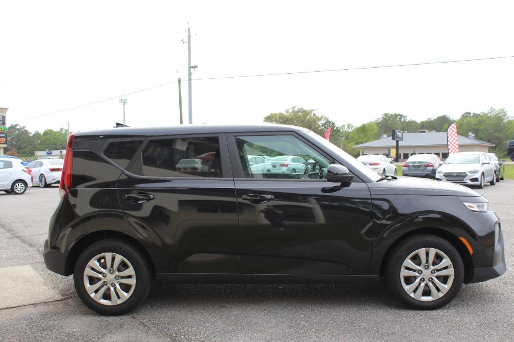 2021 Kia Soul LX - Photo 6
