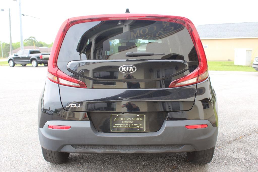 2021 Kia Soul LX - Photo 7