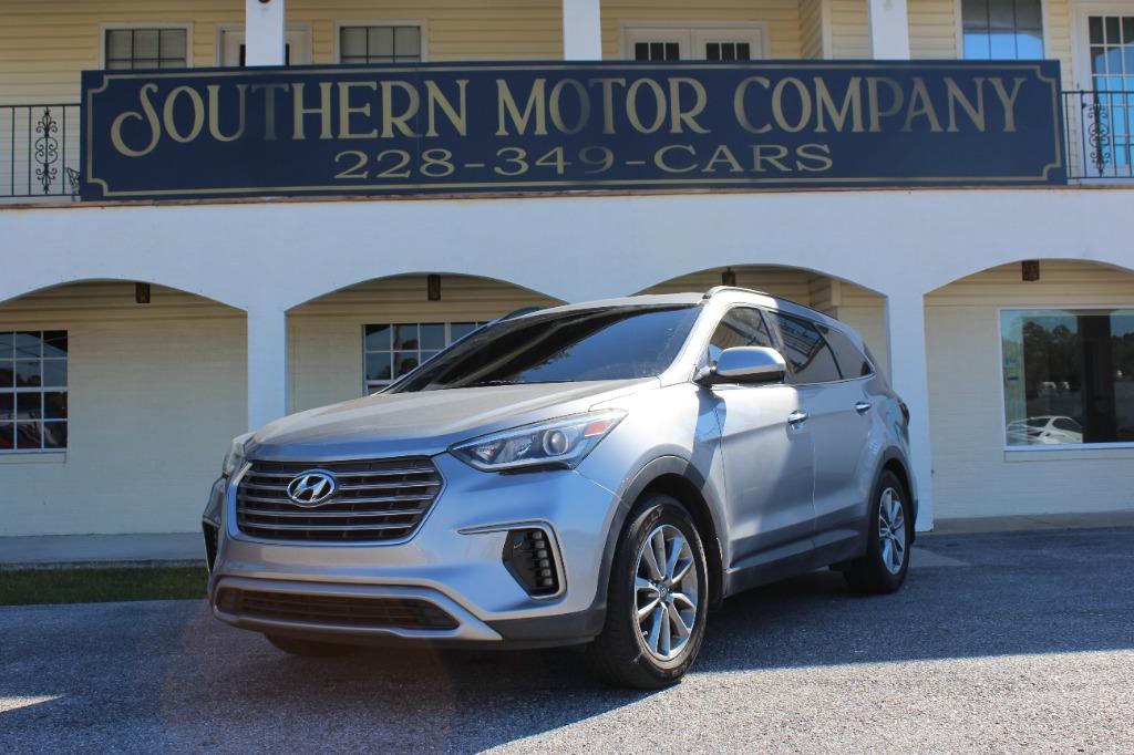 2017 Hyundai Santa Fe SE